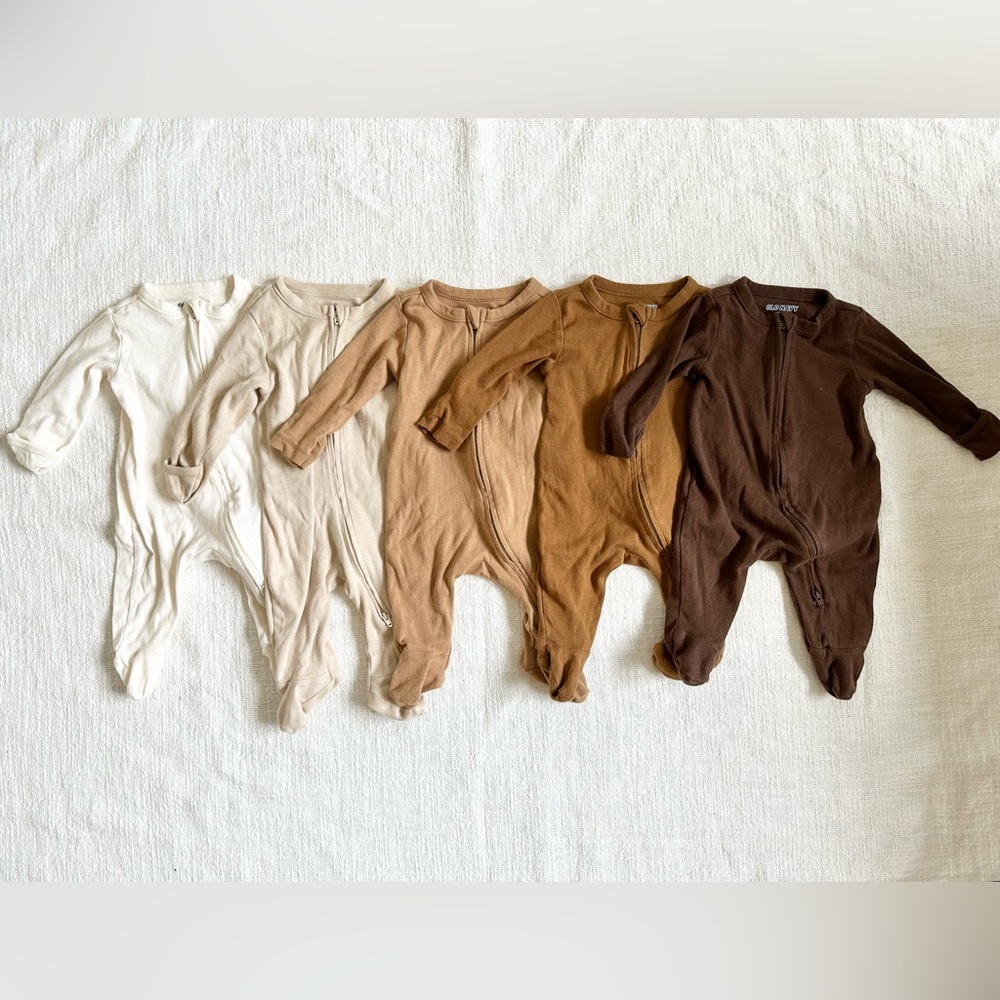 Old Navy Baby Sleep & Play 2-Way-Zip Footie One-Piece 5-Pack